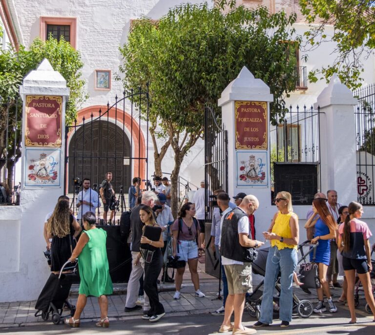 En el circo mediático del encierro de la madre de Rubiales: “Es una payasada”