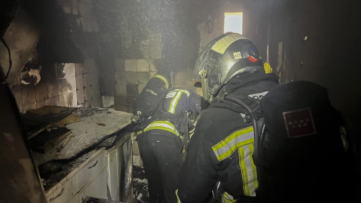 Diez personas resultan heridas tras un incendio en San Sebastián de los Reyes