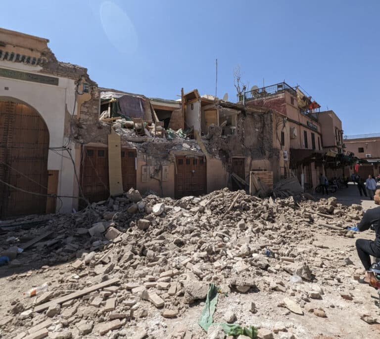 Mohamed VI reaparece en Marruecos tras 18 horas de silencio y un terremoto que se cobra 2.000 vidas