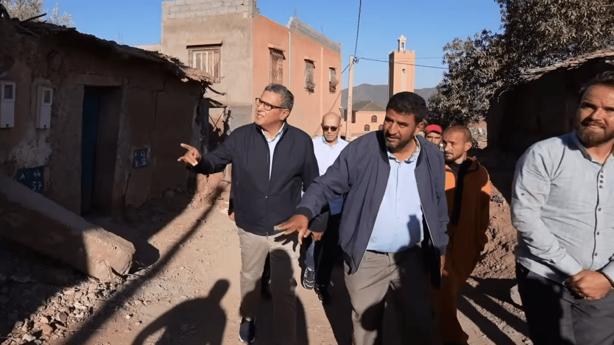 El primer ministro de Marruecos, Aziz Akhannouch, visita el Alto Atlas.
