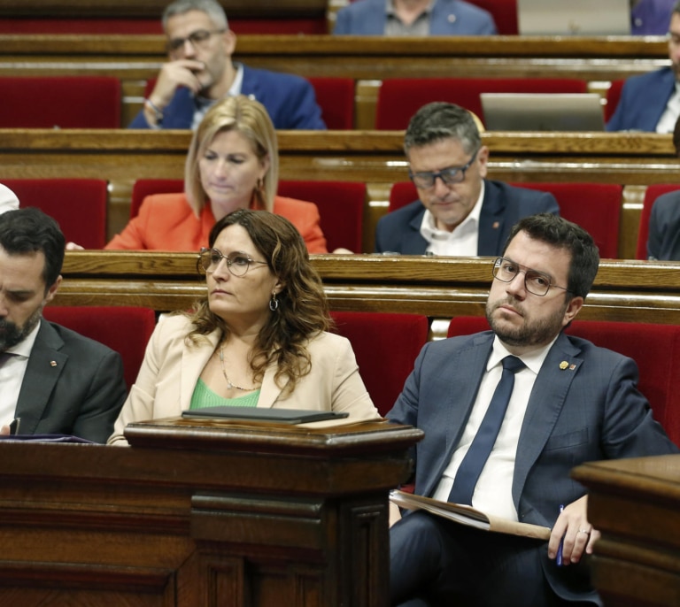 Aragonès acusa a Ayuso de reírse de Cataluña por relacionar toros y sequía