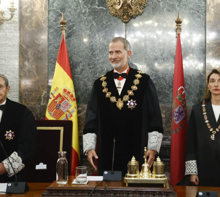 El presidente del Supremo habla de desolación en el Poder Judicial y recuerda la separación de poderes