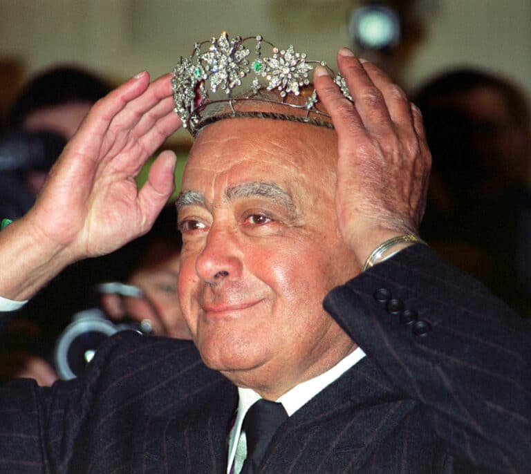 Muere el multimillonario Al Fayed, cuyo hijo falleció junto a Diana de Gales