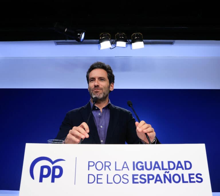 El PP condena que Yolanda Díaz atienda "las demandas de un prófugo" y limita su acercamiento a Junts