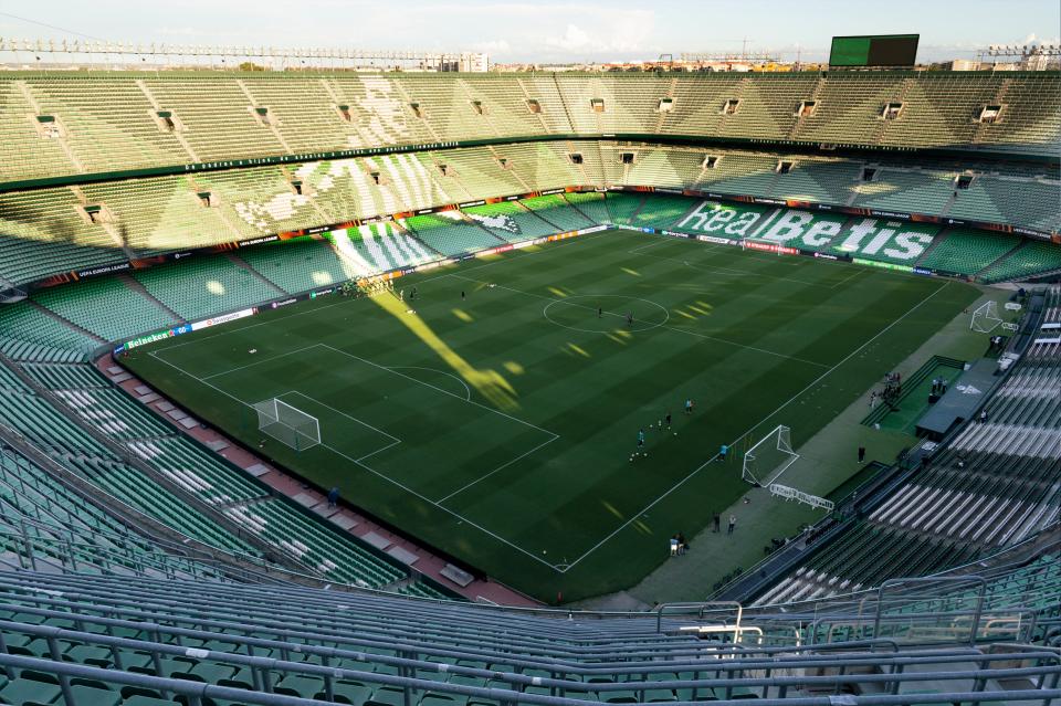 El recinto de Benito Villamarín, que es uno de los 10 estadios más grandes de España