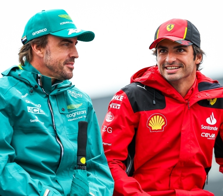 La lucha entre Fernando Alonso y Carlos Sainz por ser el mejor español