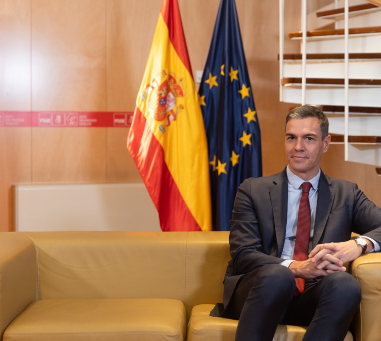 "Orgullosos de España": Sánchez apela a la "diversidad" y la "cooperación" en un vídeo en el día de la Hispanidad