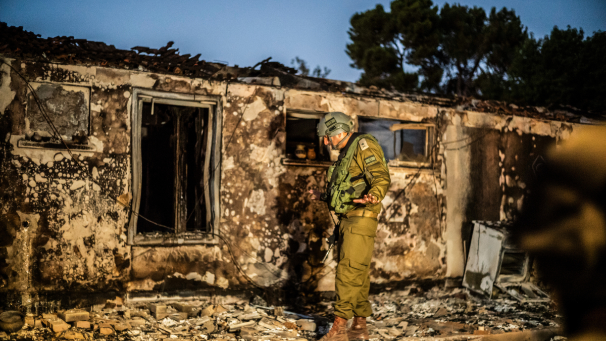 El ejército israelí pide perdón por haber matado a 13 civiles israelíes en un kibutz el 7 de octubre
