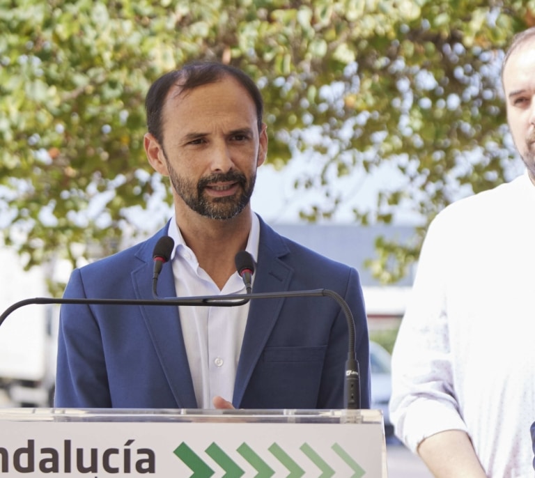 Agreden en la calle al líder del PSOE de Sanlúcar de Barrameda al grito de "traidor, os estáis cargando España"