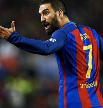 Arda Turan explica cómo fue engañado para regalar 13 millones