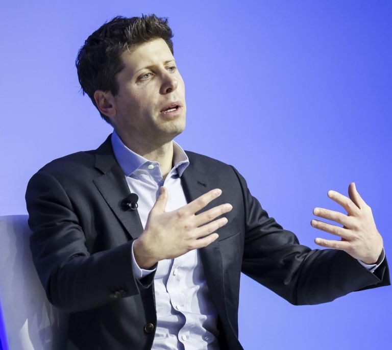 OpenAI da marcha atrás: contrata de nuevo a Sam Altman y renueva su junta de administración