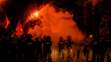 Un antidisturbios, sobre las revueltas en Ferraz: "En 10 años nunca vi tirar gas lacrimógeno"
