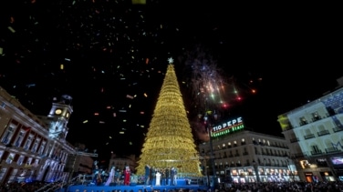 Llega la Navidad "más mágica" a la capital: 12 millones de luces led iluminan Madrid un año más