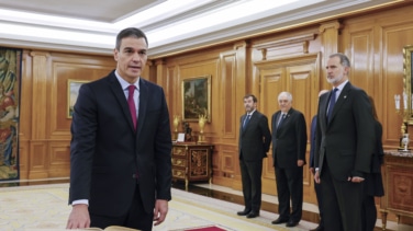 Sánchez promete su cargo como presidente del Gobierno ante el rey Felipe VI
