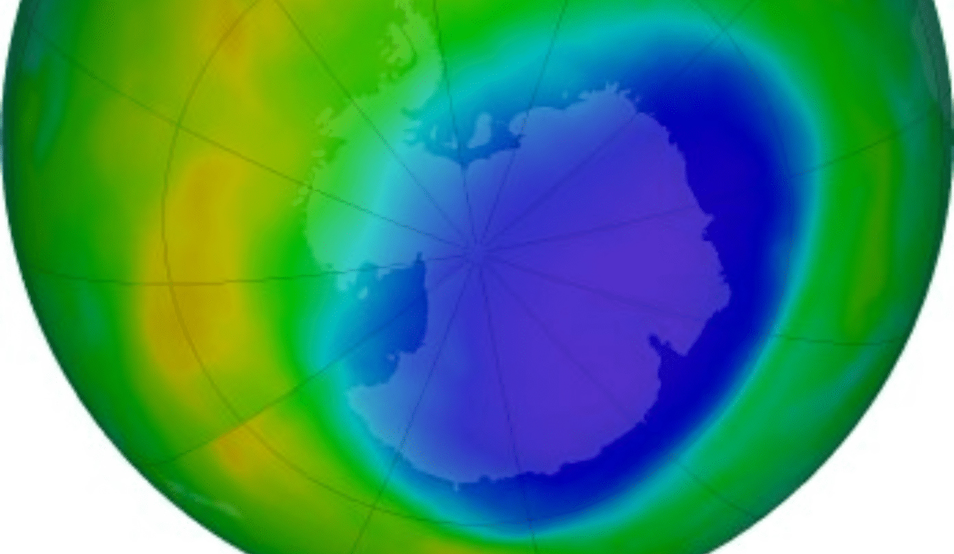 El agujero de la capa de ozono se agranda todos los años en octubre
