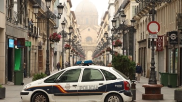 Detienen a un joven de 25 años en Zaragoza tras huir en dirección contraria y arrojar al Ebro 15 kilos de hachís