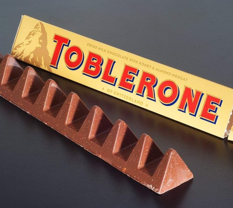 Sanidad alerta por riesgo de alergias en un producto de chocolate Toblerone