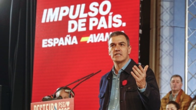 Sánchez reivindica su Gobierno "de templanza" frente al "desnortado PP de los insultos"