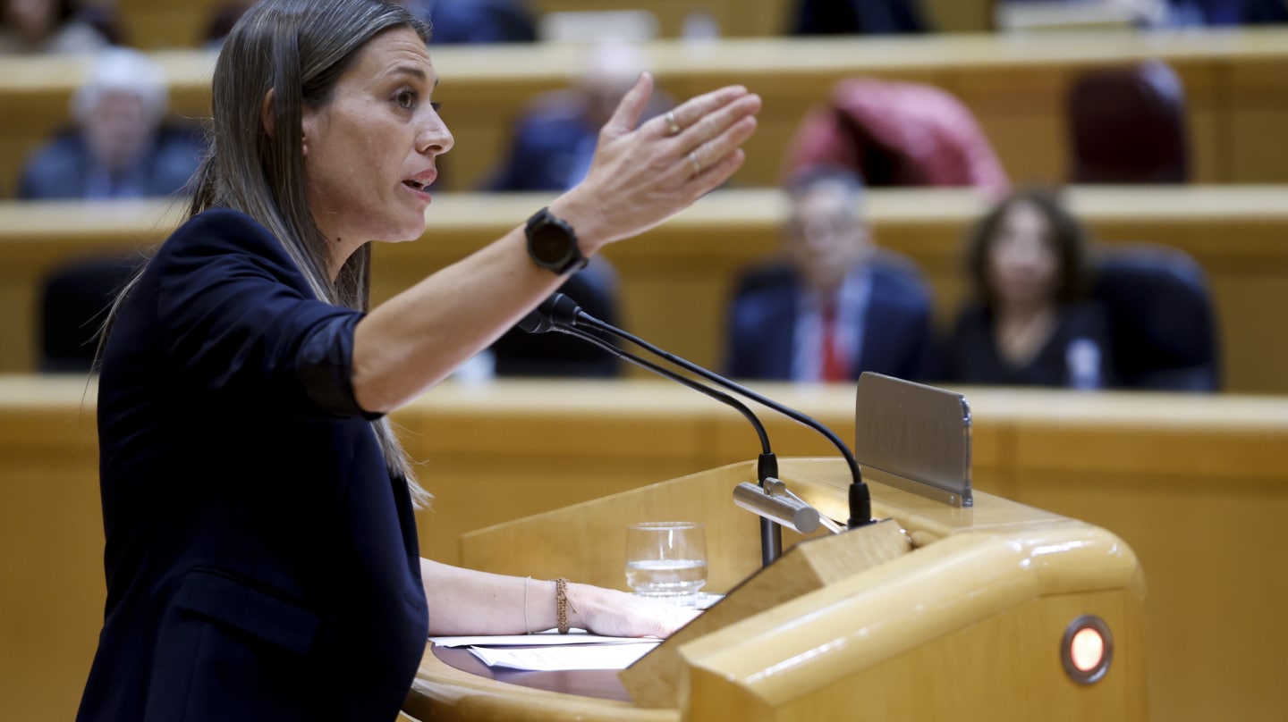 MADRID, 10/01/2024.- La portavoz de Junts, Míriam Nogueras, interviene en el pleno del Congreso, reunido excepcionalmente en el Senado, que debate la convalidación de tres decretos del Gobierno con medidas para amortiguar la crisis. EFE/Mariscal