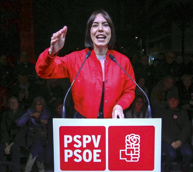 La ministra Diana Morant liderará el PSOE valenciano tras pactar con Soler y Bielsa su integración