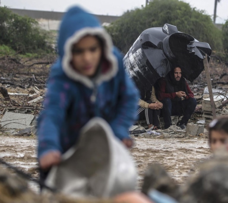 Hamás estudia una propuesta de alto el fuego y liberación de rehenes en Gaza