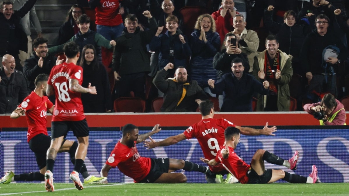 Los jugadores del Mallorca celebran un gol al Girona en cuartos de final de Copa del Rey