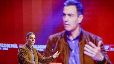 Pedro Sánchez interrumpe su discurso en la Convención del PSOE por una urgencia médica