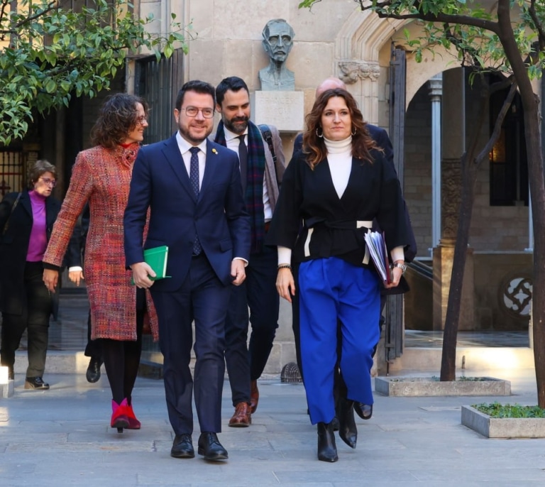 Aragonès asciende a Vilagrà y Sabrià para reforzar su Govern y agotar la legislatura