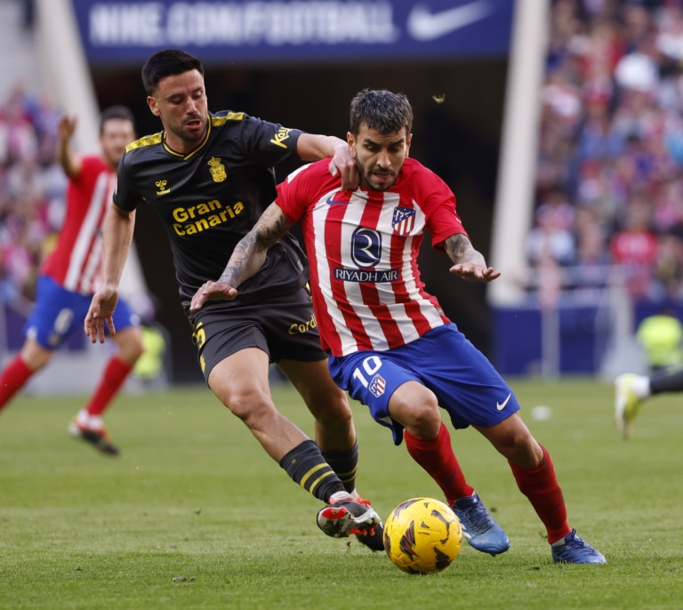 El Atlético golea con un contundente 5-0 a Las Palmas y se alza a la tercera plaza de LaLiga