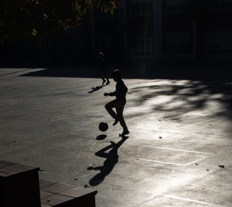 Niños futbolistas y padres que viven de ellos: "Cobran 50.000 euros con 14 años"