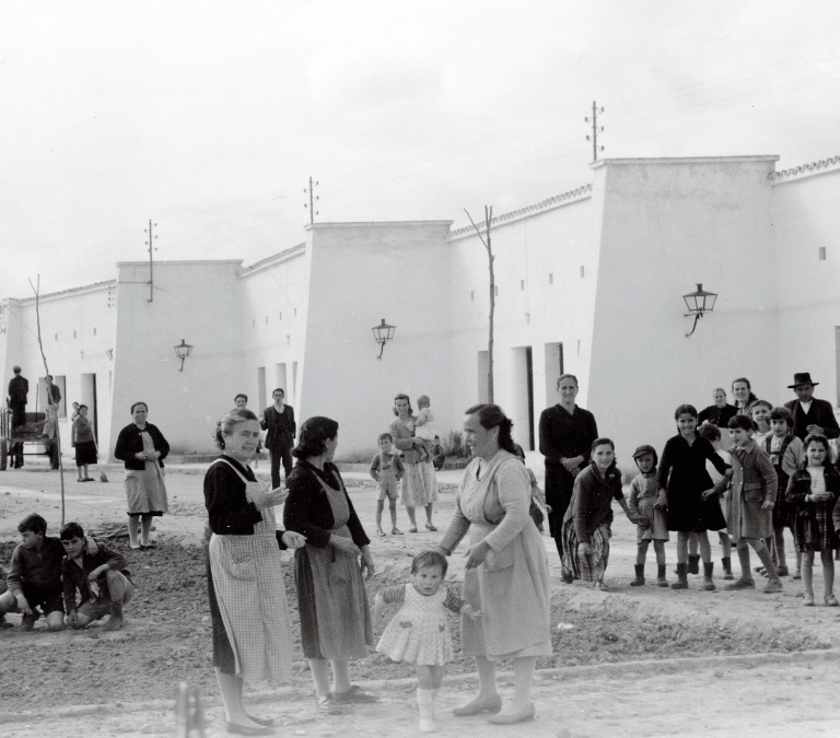 Los pueblos que 'inventó' el franquismo para repoblar la España vaciada de la posguerra