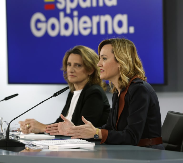 El Gobierno vuelve a cerrar filas con Armengol y saca pecho frente al PP de su "ejemplaridad" contra la corrupción