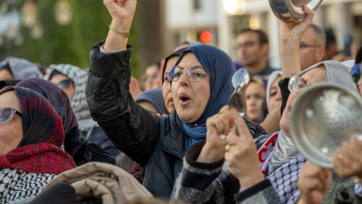 El vídeo que indigna a los marroquíes: el decano que rechazó entregar un diploma a una universitaria por llevar un pañuelo palestino