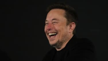 Elon Musk admite que cuando está bajo de ánimo toma la droga que mató a Matthew Perry