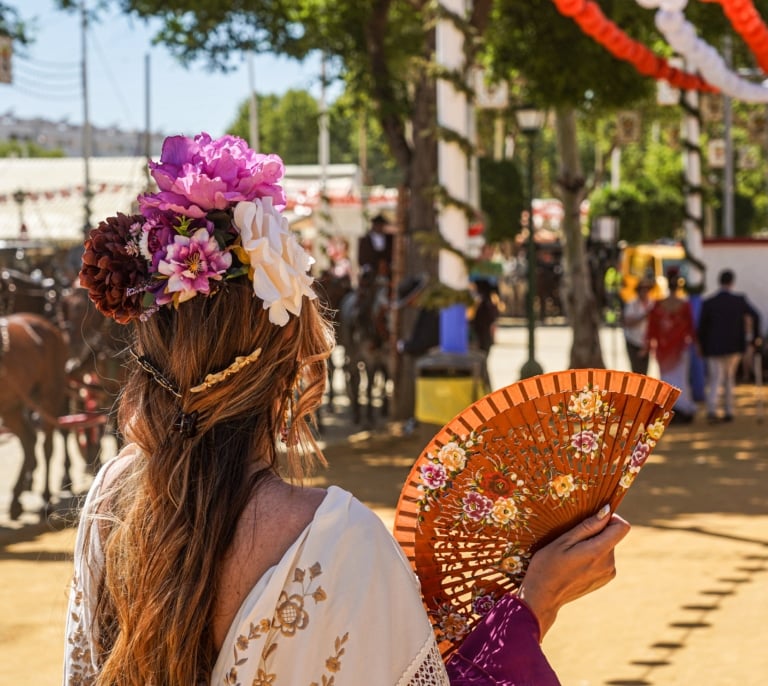 Feria de Abril 2025: cuándo empieza,  portada y alumbrado