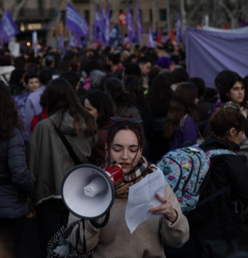 ¿Por qué no protestan los jóvenes en España?