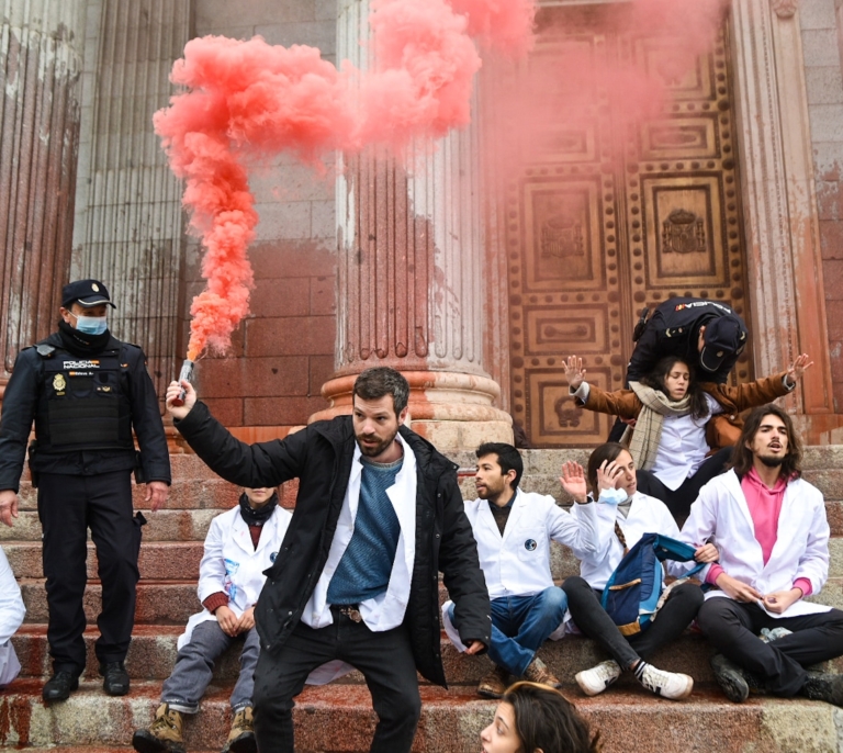 Rebelión científica en tiempo de cólera