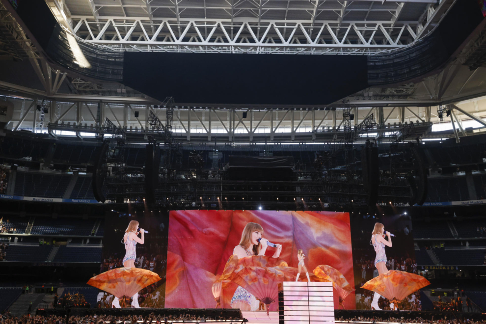 La cantante y compositora estadounidense Taylor Swift ofrece un concierto este miércoles en el estadio Santiago Bernabéu de Madrid