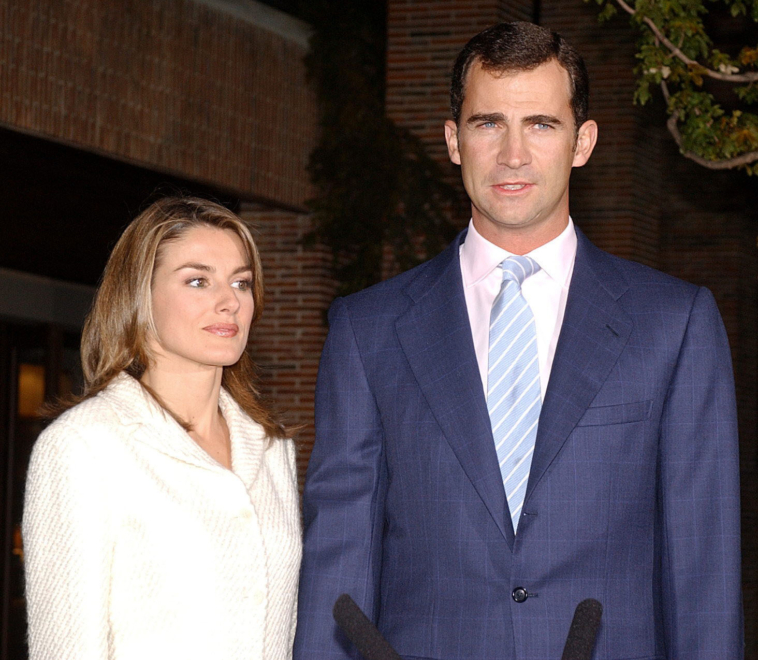 Felipe y Letizia durante la primera aparición pública como pareja, el 4 de noviembre de 2003. 