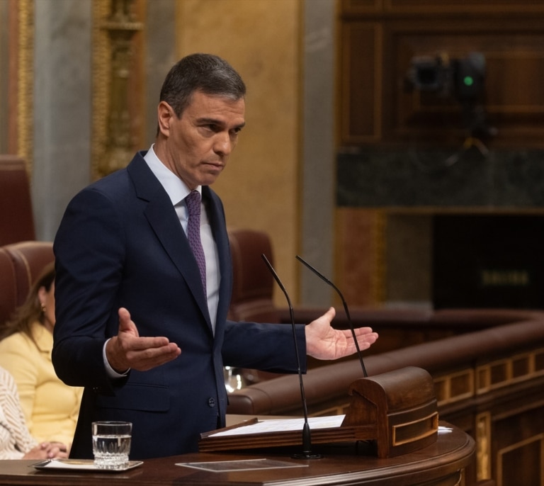 Pedro Sánchez, estadista a las 9.05; radical a las 9.28