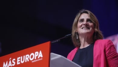 El PP afila los cuchillos contra Teresa Ribera para llevarla a la "repesca" comunitaria