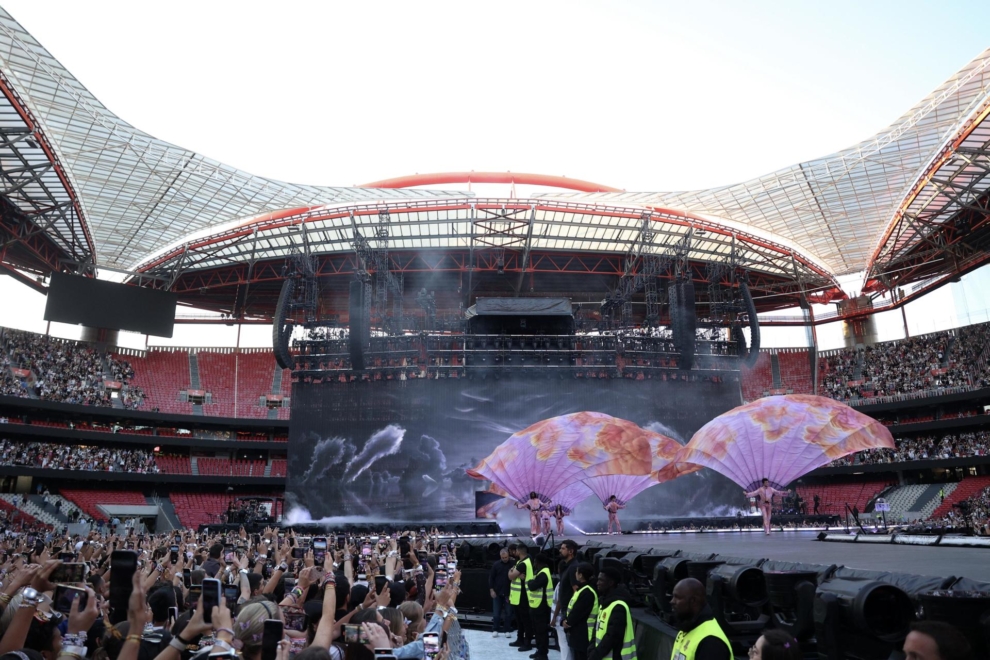 El comienzo del concierto de Taylor Swift, en la primera de las dos noches que se subió al escenario en Lisboa.