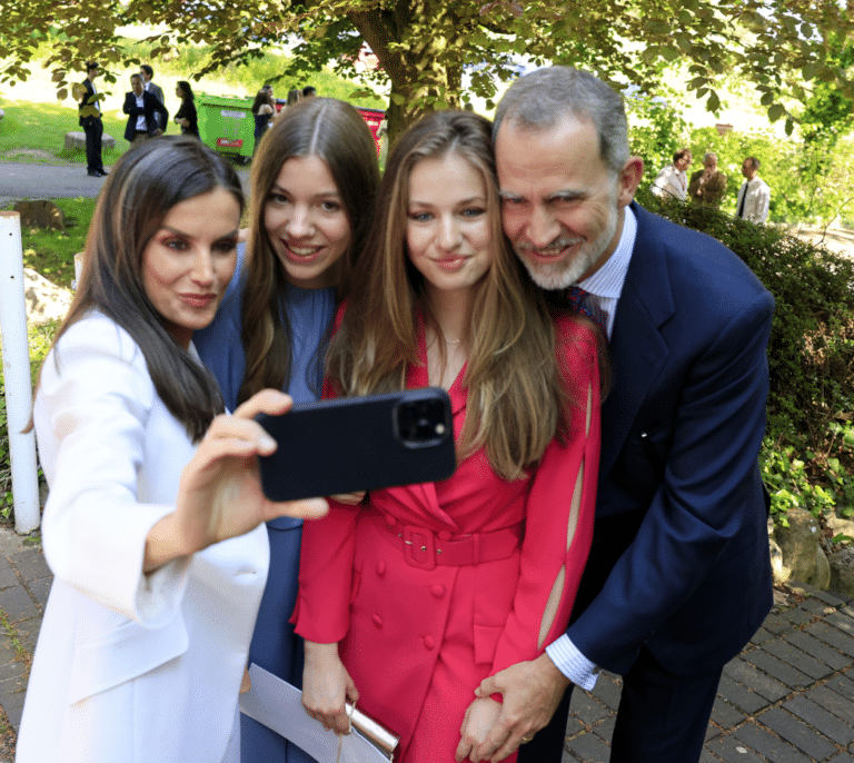 La asignatura pendiente de Felipe y Letizia veinte años después de su boda