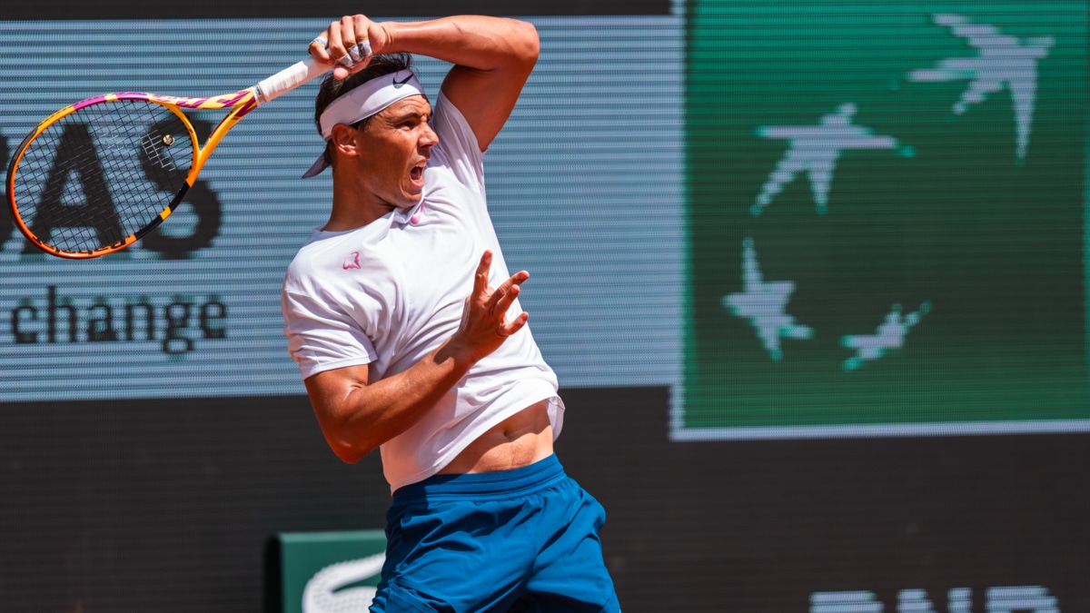 Rafael Nadal se entrena en París para Roland Garros 2024