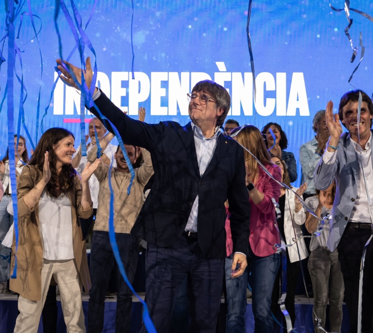 12M: Cataluña escoge entre la independencia y Pedro Sánchez