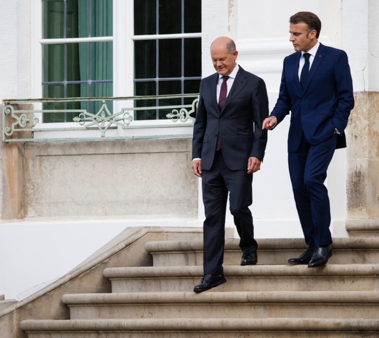 Macron y Scholz, un tándem impotente que no puede salvar a Europa