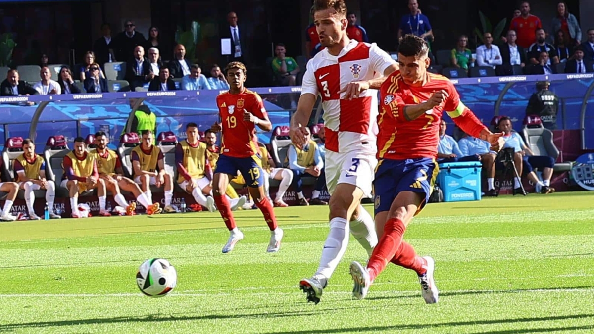 Álvaro Morata anota el primer gol de España en la Eurocopa