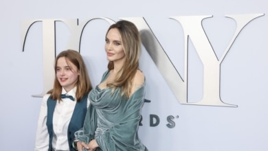 Vivienne, la hija de Brad Pitt y Angelina Jolie, se lleva su primer Tony con 15 años