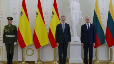 Zarzuela achaca al Gobierno la ausencia de un ministro en el viaje del Rey a las repúblicas bálticas