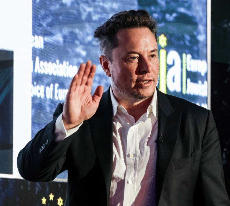 Elon Musk suma y sigue: ha sido padre de su hijo número 12